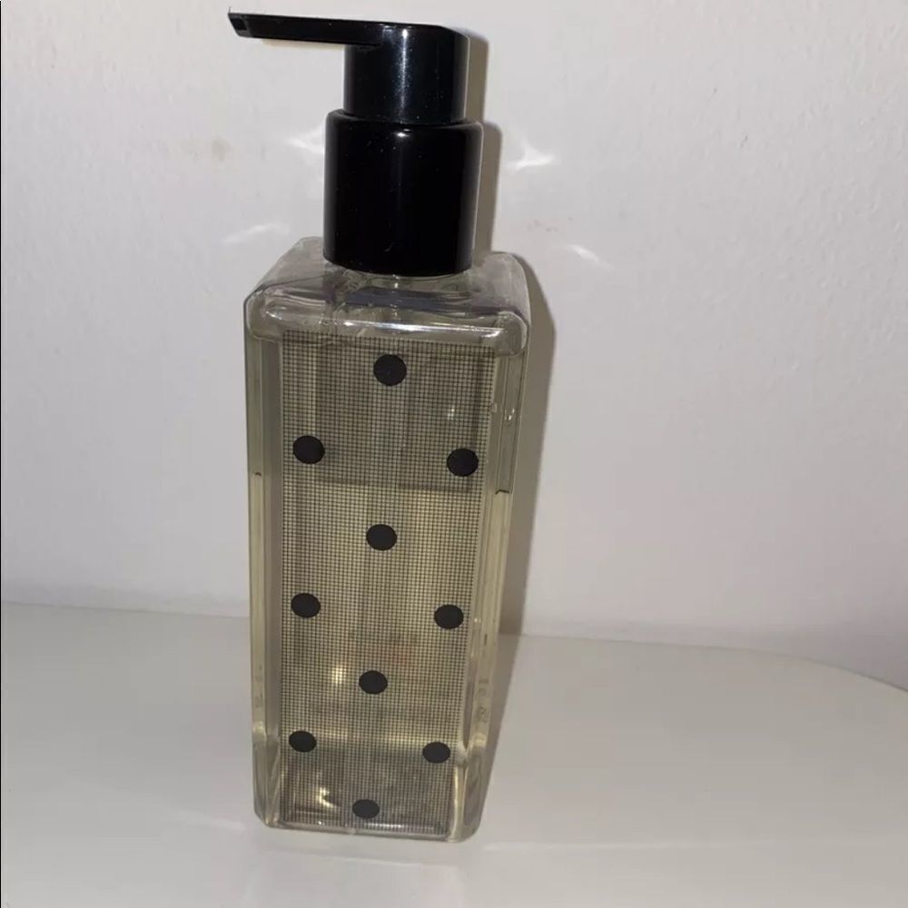 Victoria's Secret EAU SO SEXY Fragrance Body Wash 8.4 FL OZ - Picture 5 of 5
